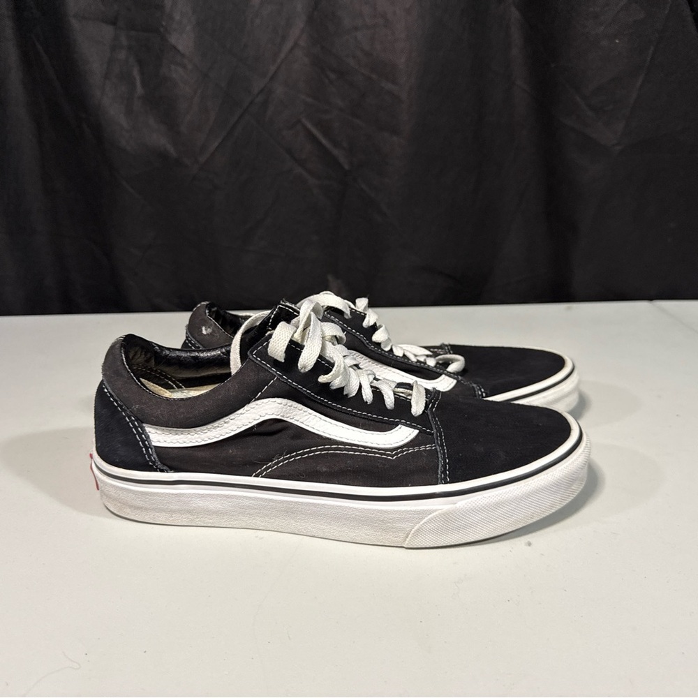 Vans Black and White Sneakers Women’s Size 7.5